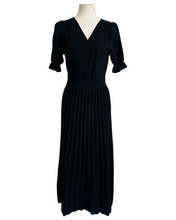 Load image into Gallery viewer, SASKIA DRESS black