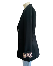 Load image into Gallery viewer, JUNGLE IN THE CITY JACKET black